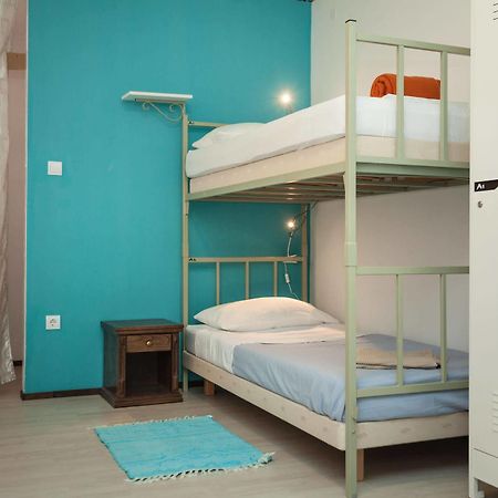 Roundabout Hostel - Hostel Ровинь Экстерьер фото